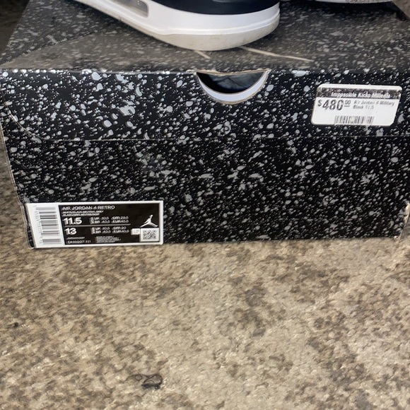 🌟EUC AIR JORDAN 4 Retro Military Black - Picture 3 of 9